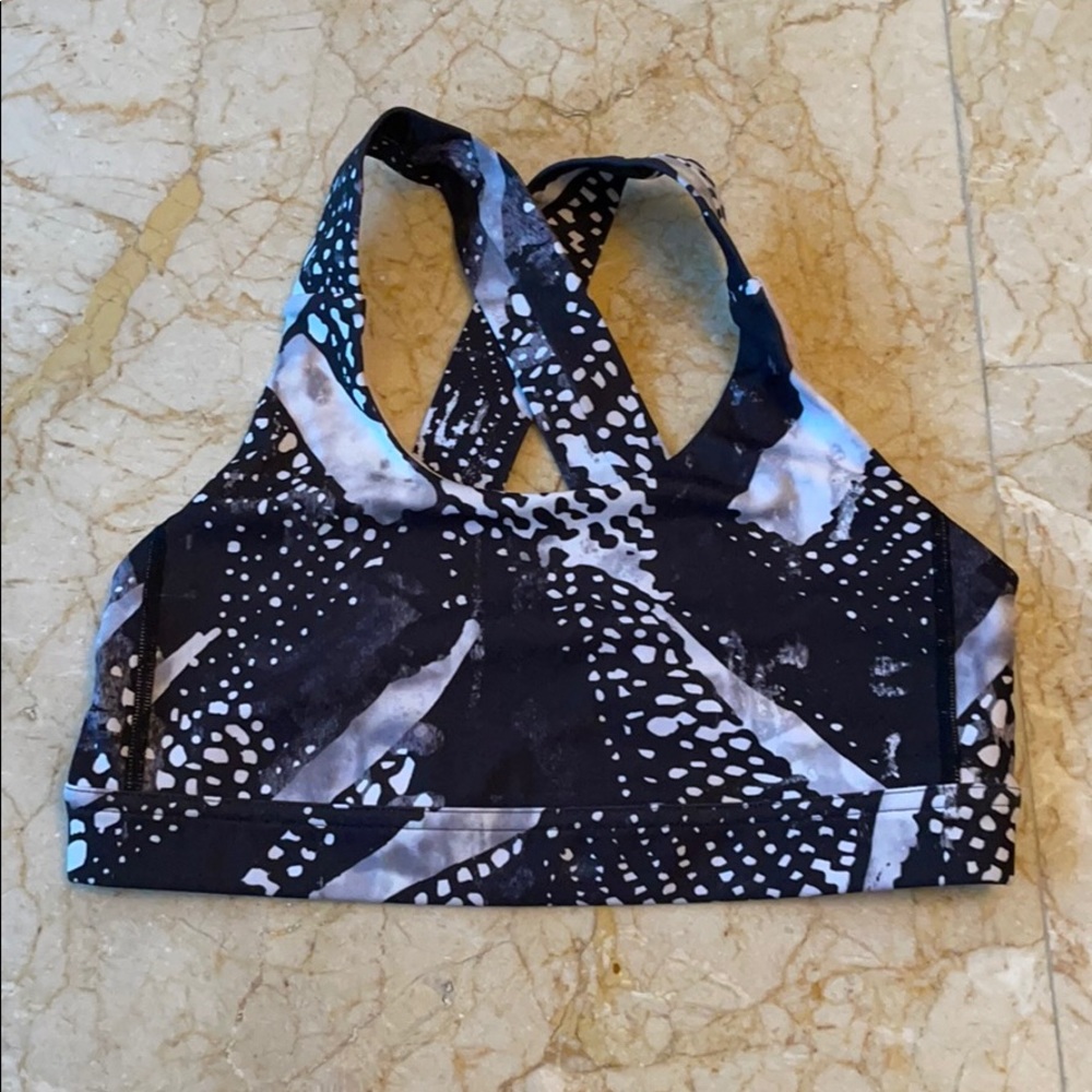 Lululemon bra